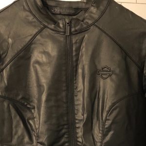 Women's Wing Back Coated Jacket